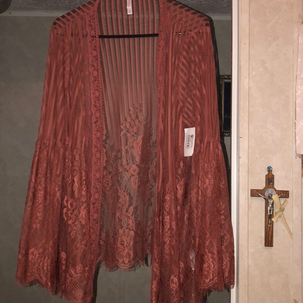 Blush Kimono